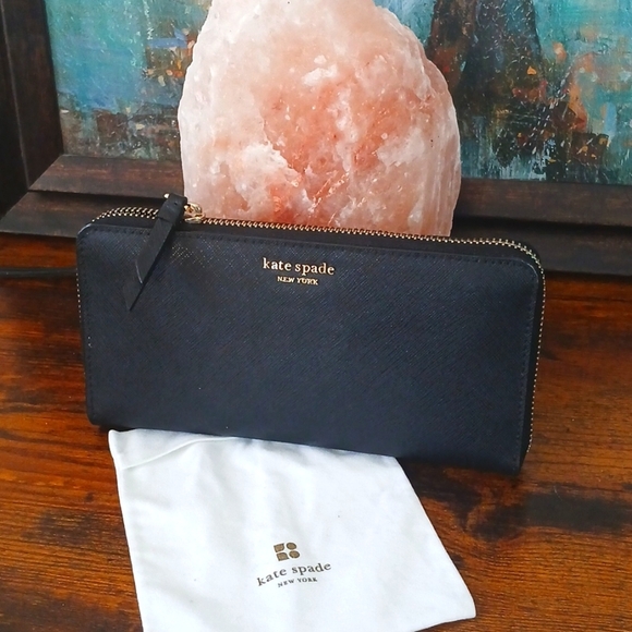 kate spade Handbags - NEW!! KATE SPADE ♠️ New York Schuyler Large Continental Zip Walle
